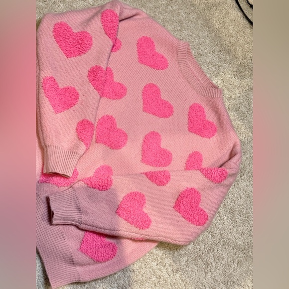 Pink Heart Pattern Sweater - Picture 7 of 12